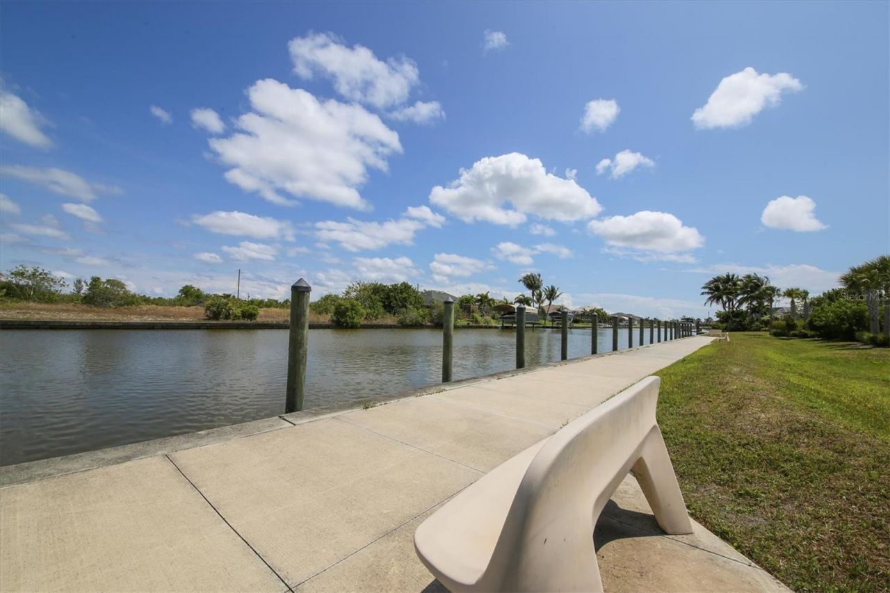 8058 Santa Cruz Drive , Port Charlotte, FL 33981 Photo