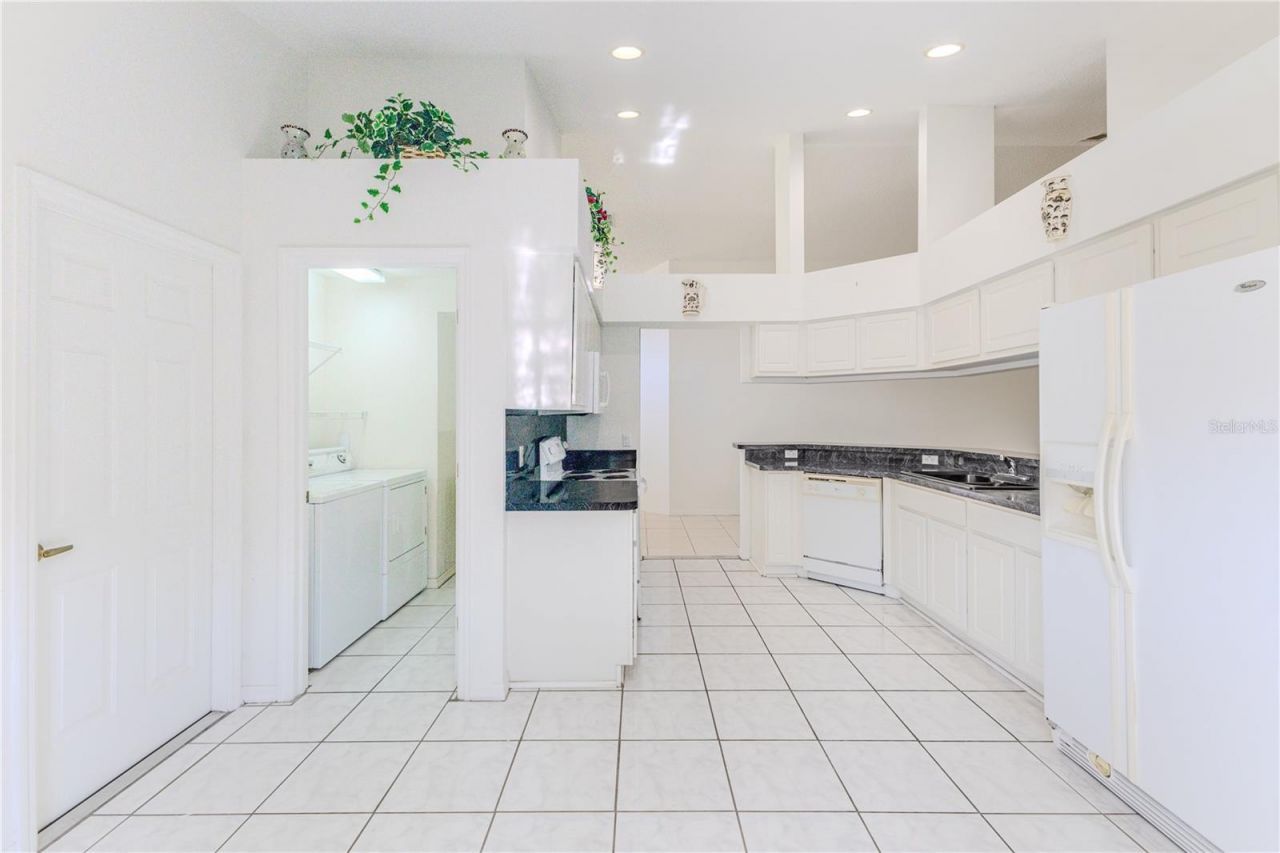 11261 Mcracken Drive , Spring Hill, FL 34609 Photo