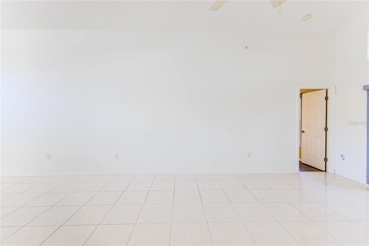 11261 Mcracken Drive , Spring Hill, FL 34609 Photo