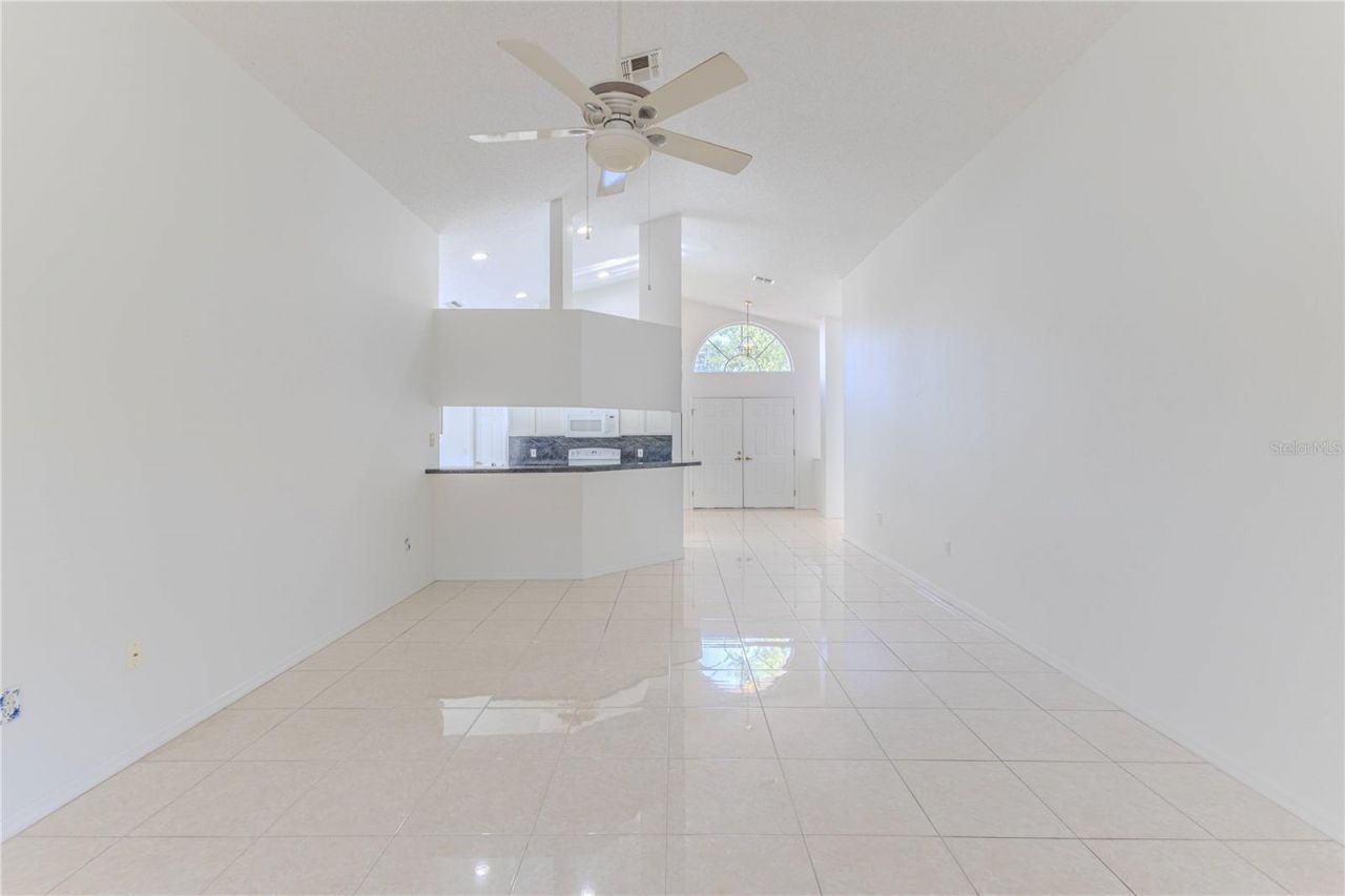 11261 Mcracken Drive , Spring Hill, FL 34609 Photo