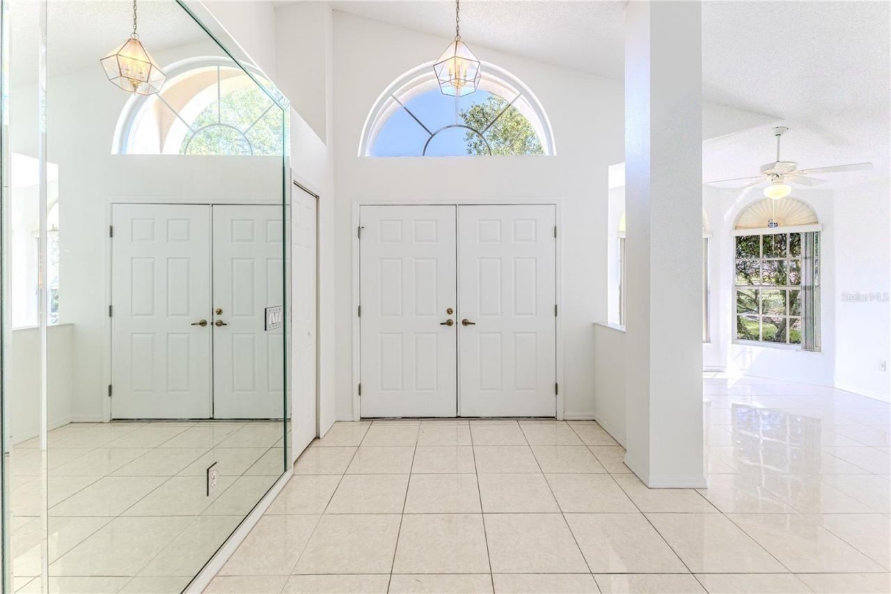 11261 Mcracken Drive , Spring Hill, FL 34609 Photo