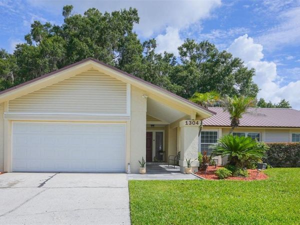 1304 SANDALWOOD DRIVE , PLANT CITY, FL 33563