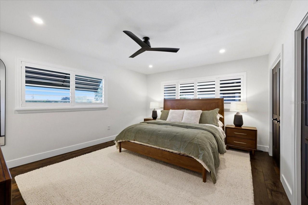 121 79th Street S, Saint Petersburg, FL 33707 Photo