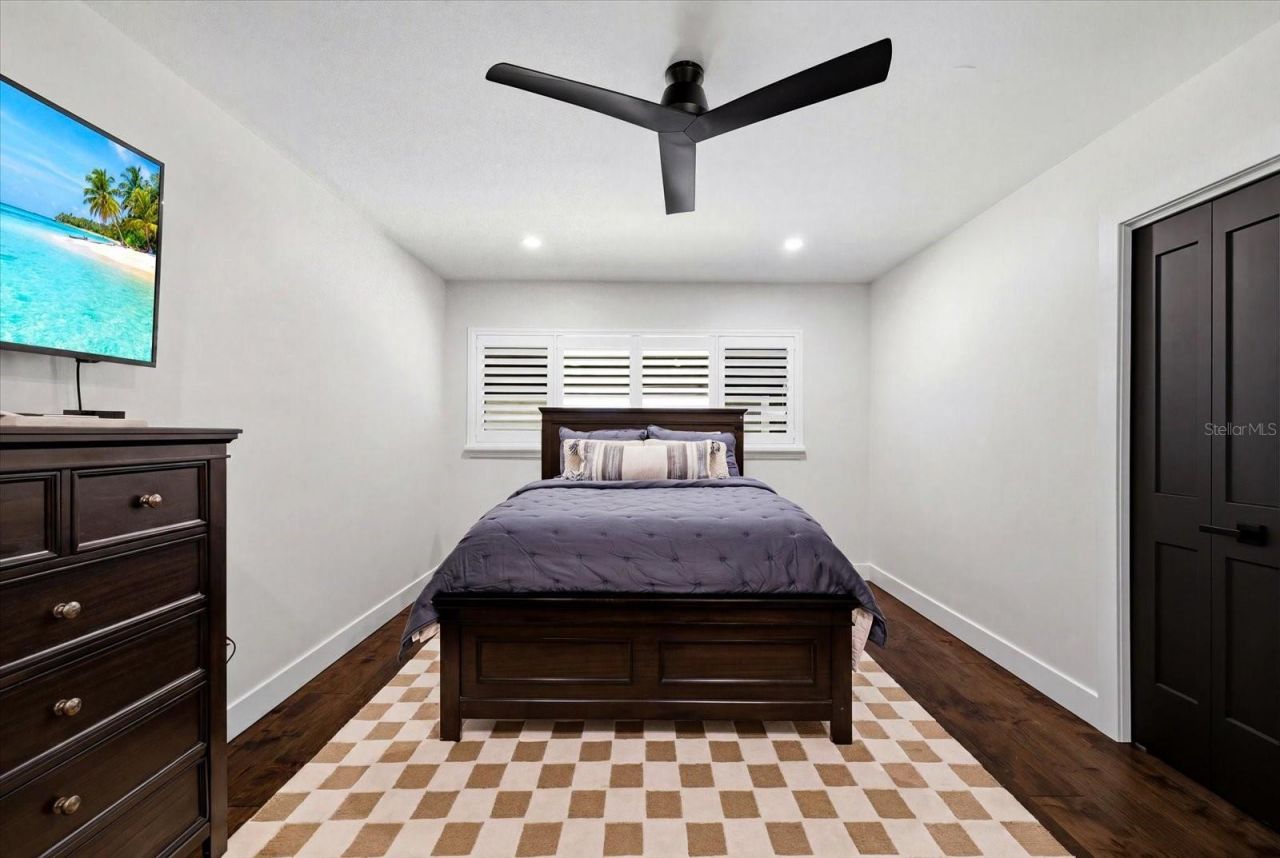 121 79th Street S, Saint Petersburg, FL 33707 Photo
