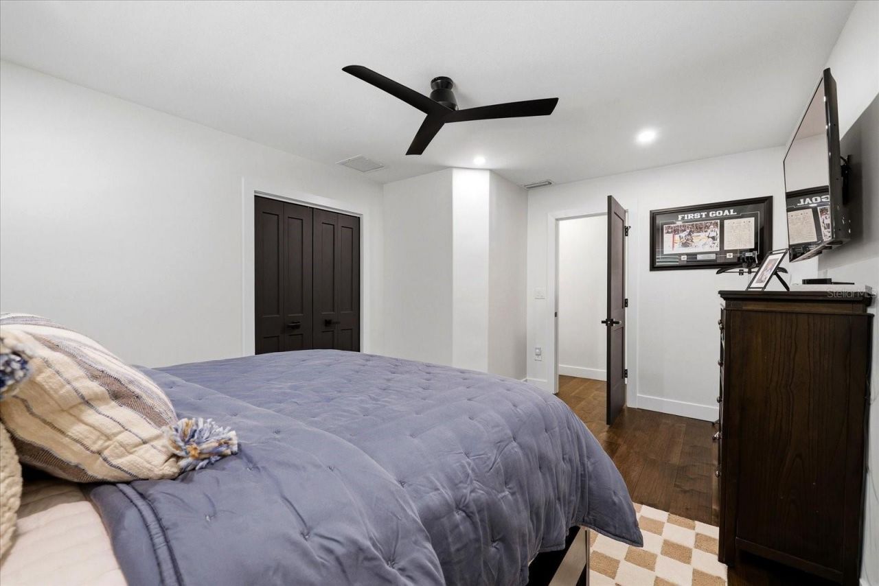 121 79th Street S, Saint Petersburg, FL 33707 Photo