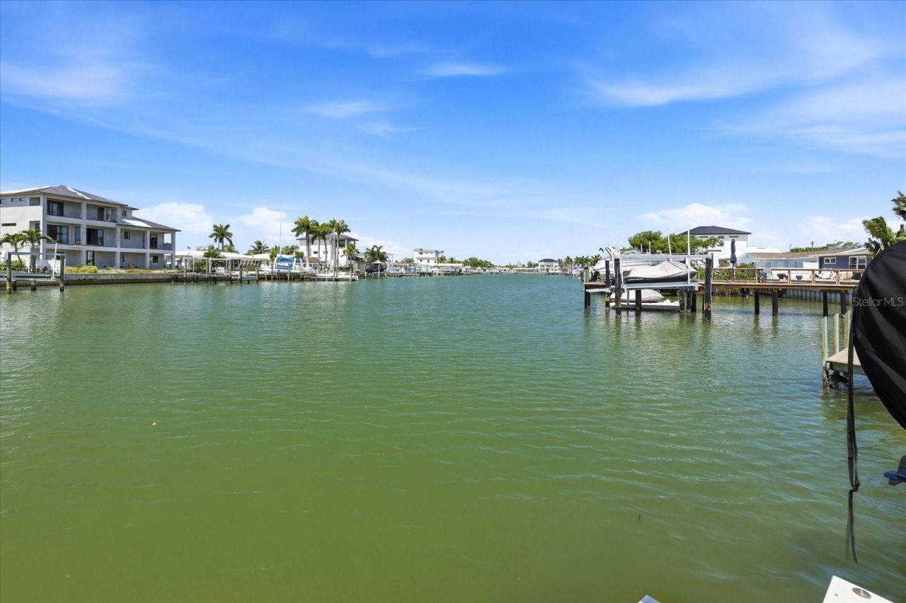 121 79th Street S, Saint Petersburg, FL 33707 Photo