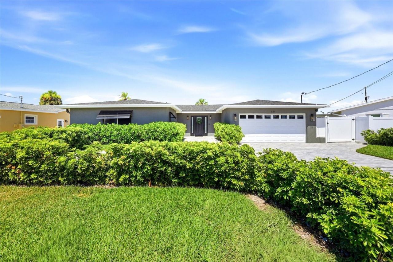 121 79th Street S, Saint Petersburg, FL 33707 Photo