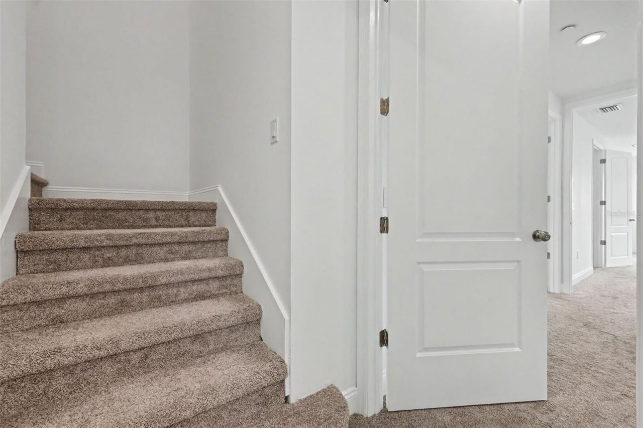 1018 7th Avenue S, Saint Petersburg, FL 33705 Photo