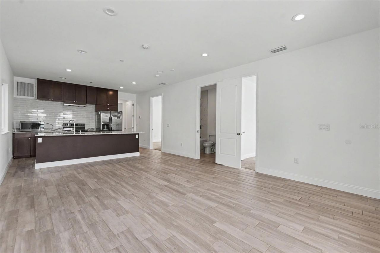 1018 7th Avenue S, Saint Petersburg, FL 33705 Photo