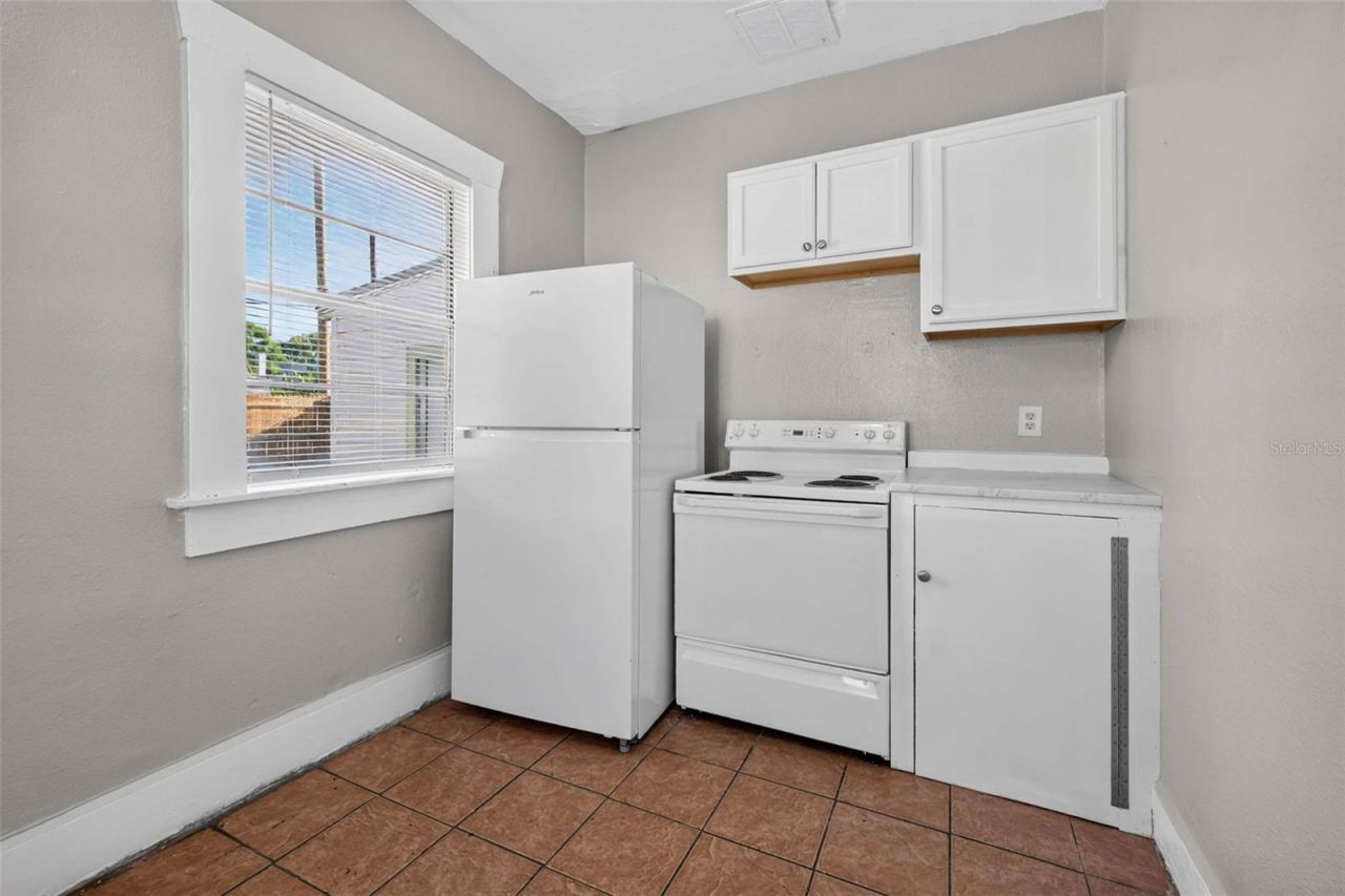 1042 8th Avenue S, Saint Petersburg, FL 33705 Photo