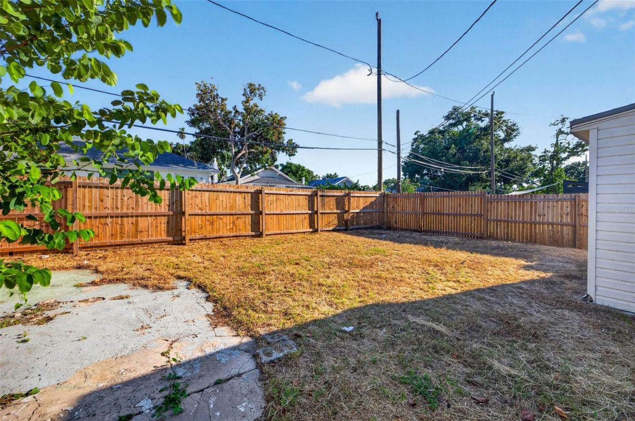 1042 8th Avenue S, Saint Petersburg, FL 33705 Photo