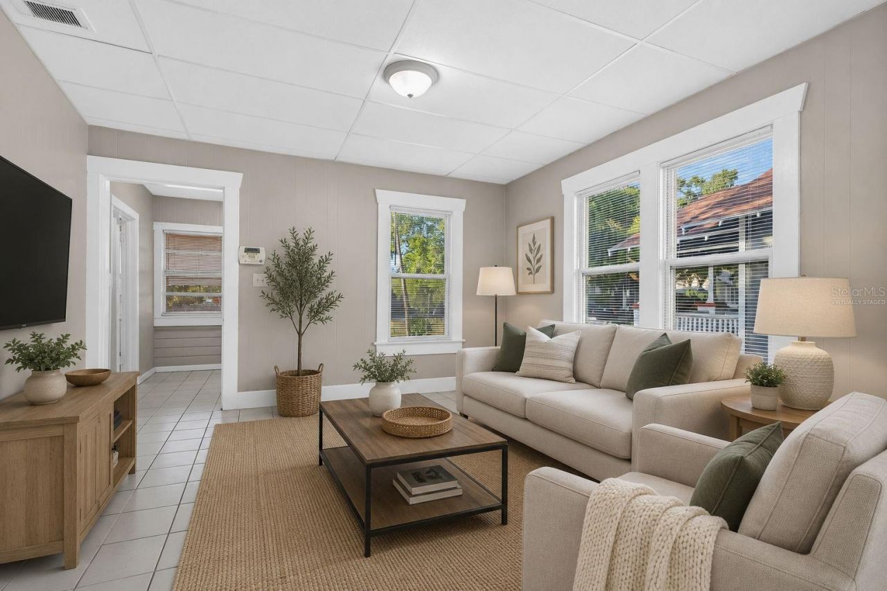 1042 8th Avenue S, Saint Petersburg, FL 33705 Photo