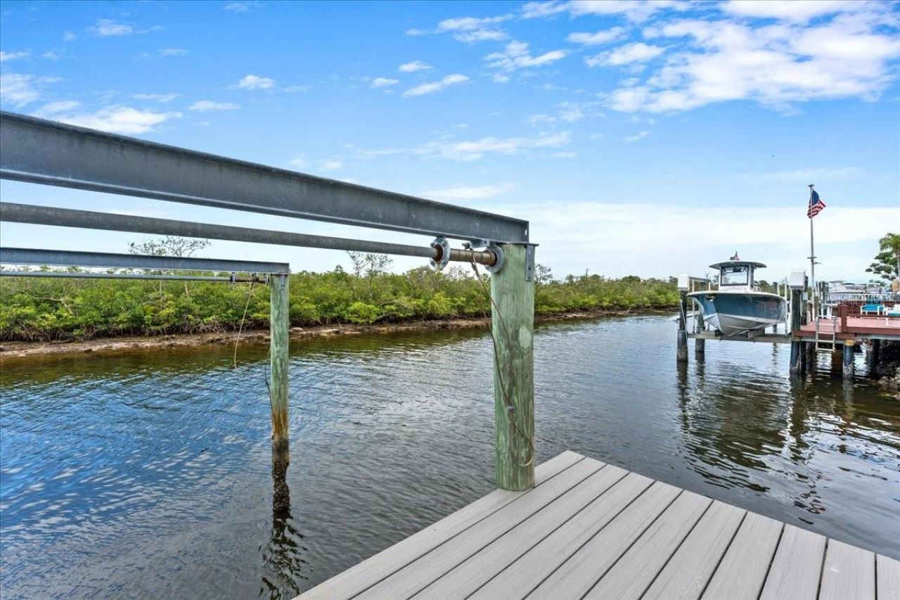 4147 Marine Parkway, New Port Richey, FL 34652 Photo