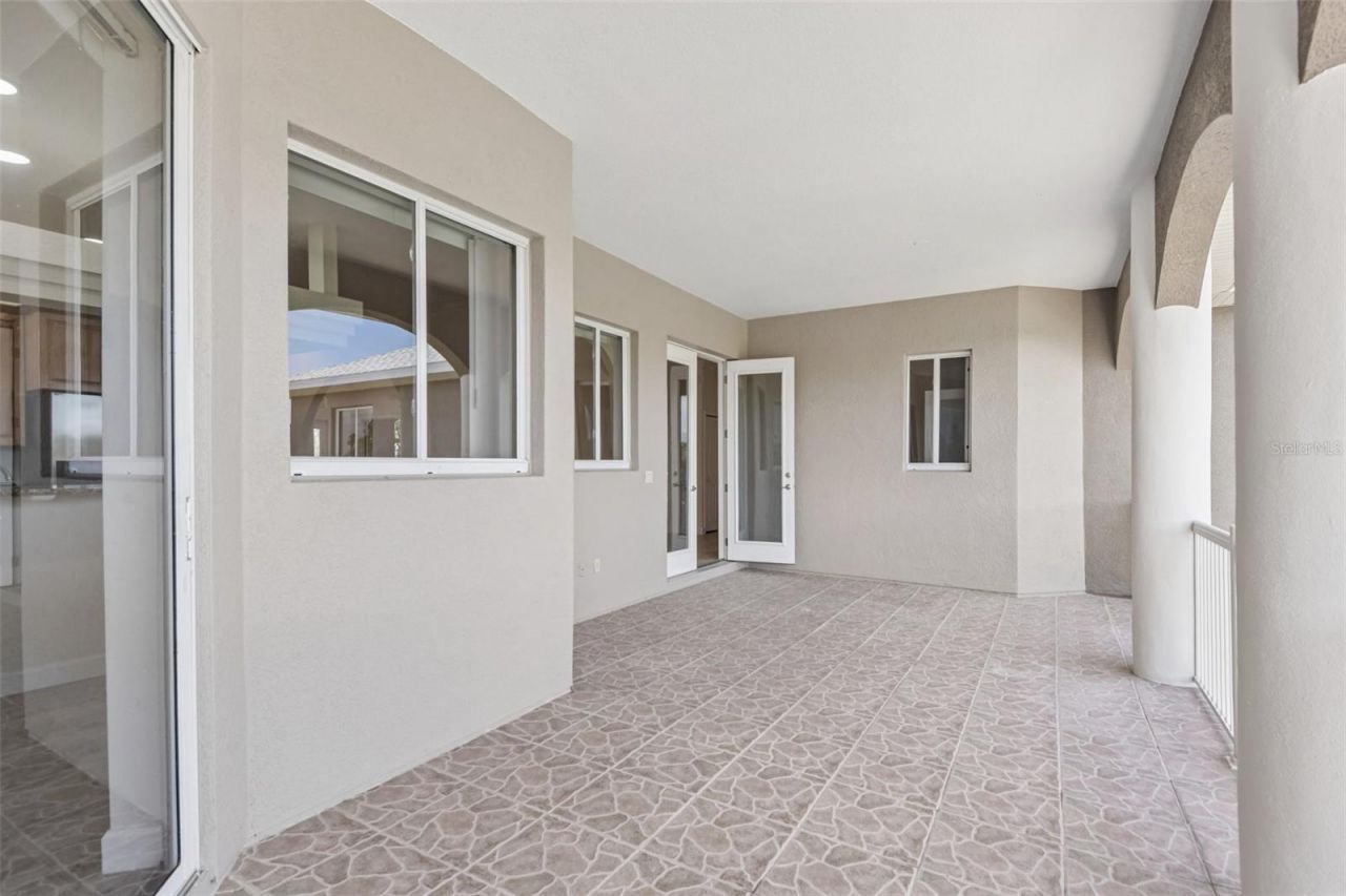 8335 Cheyenne Drive, Seminole, FL 33777 Photo