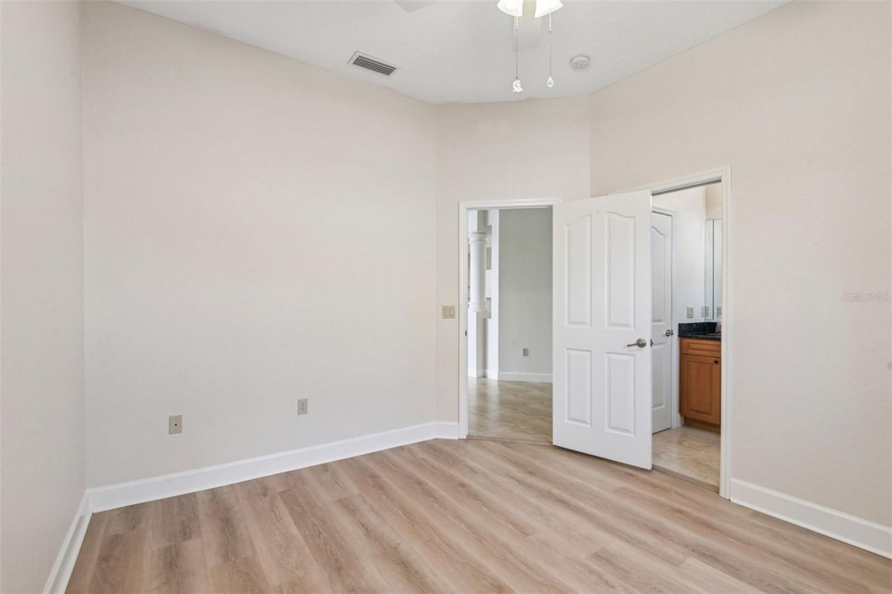 8335 Cheyenne Drive, Seminole, FL 33777 Photo