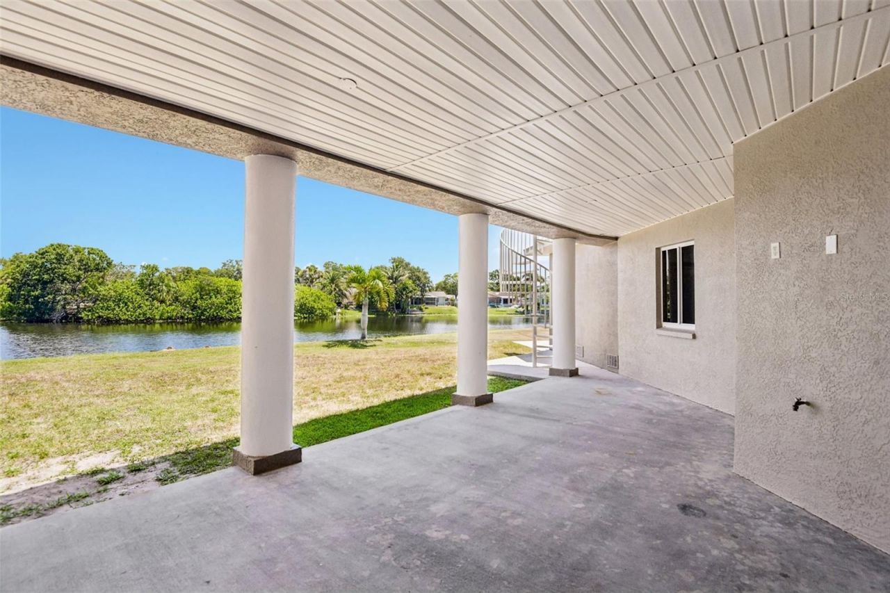 8335 Cheyenne Drive, Seminole, FL 33777 Photo