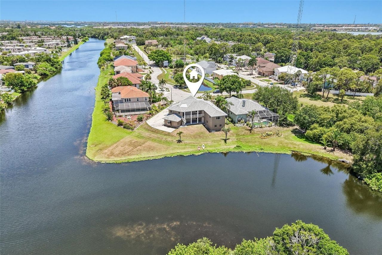 8335 Cheyenne Drive, Seminole, FL 33777 Photo