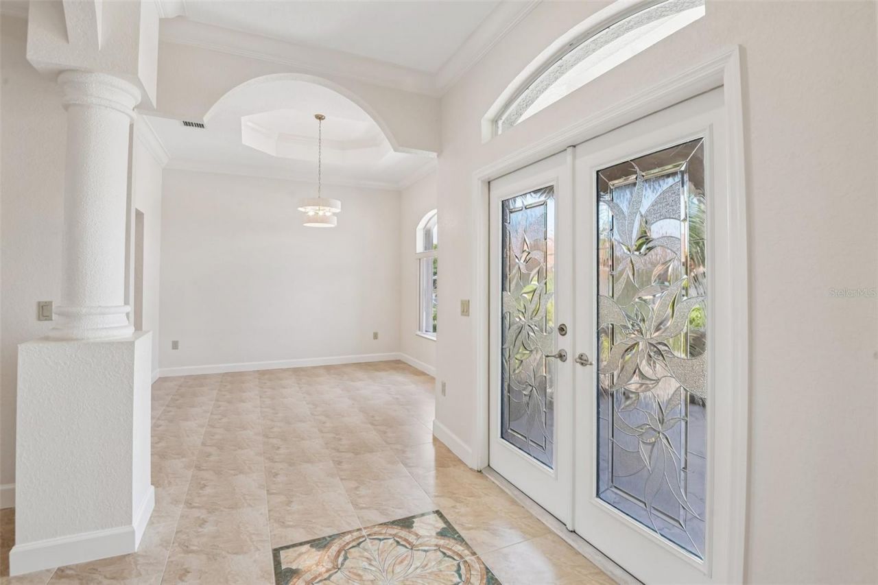 8335 Cheyenne Drive, Seminole, FL 33777 Photo