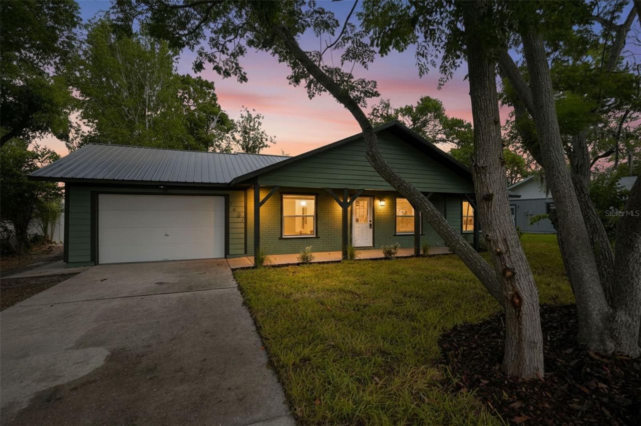 7407 Dundee Way, Weeki Wachee, FL 34613 Photo