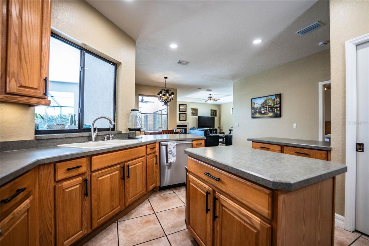 2205 Chesterfield Circle, Lakeland, FL 33813 Photo