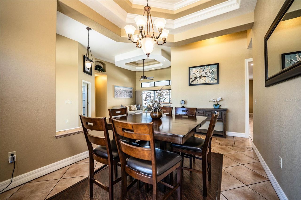 2205 Chesterfield Circle, Lakeland, FL 33813 Photo