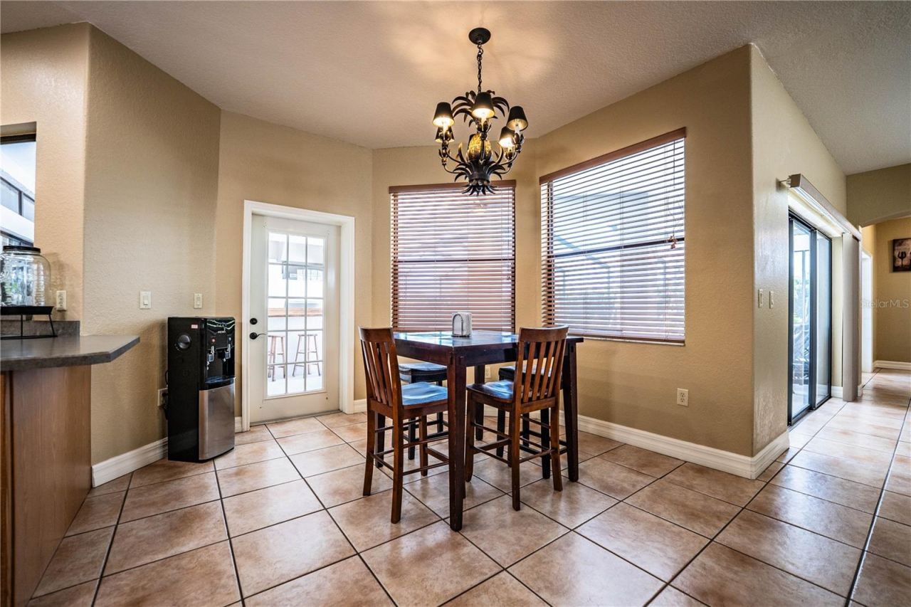 2205 Chesterfield Circle, Lakeland, FL 33813 Photo