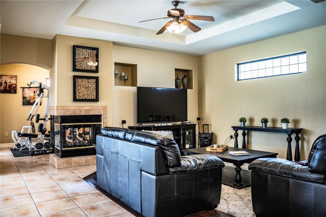2205 Chesterfield Circle, Lakeland, FL 33813 Photo