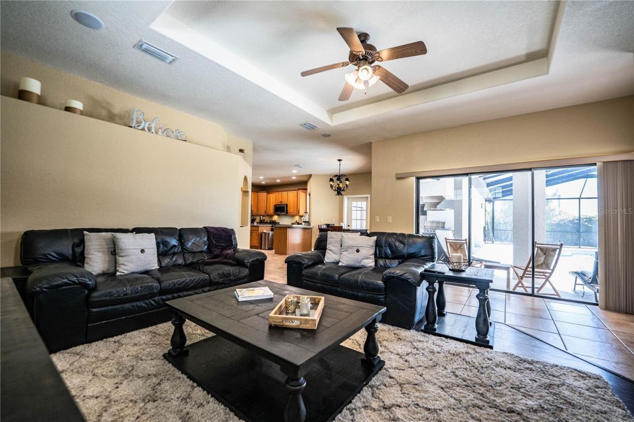 2205 Chesterfield Circle, Lakeland, FL 33813 Photo