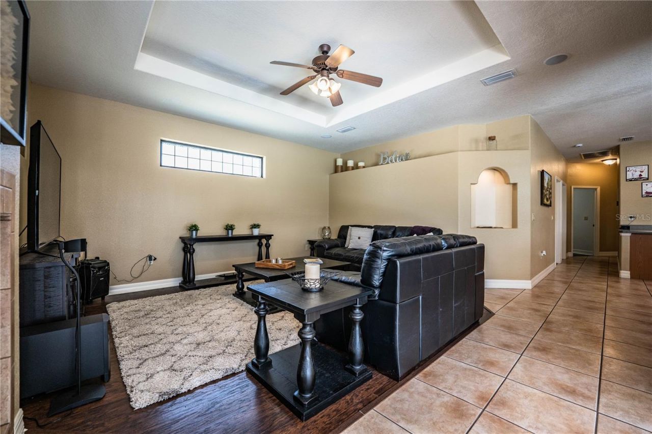 2205 Chesterfield Circle, Lakeland, FL 33813 Photo