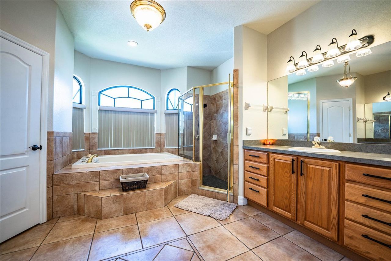 2205 Chesterfield Circle, Lakeland, FL 33813 Photo