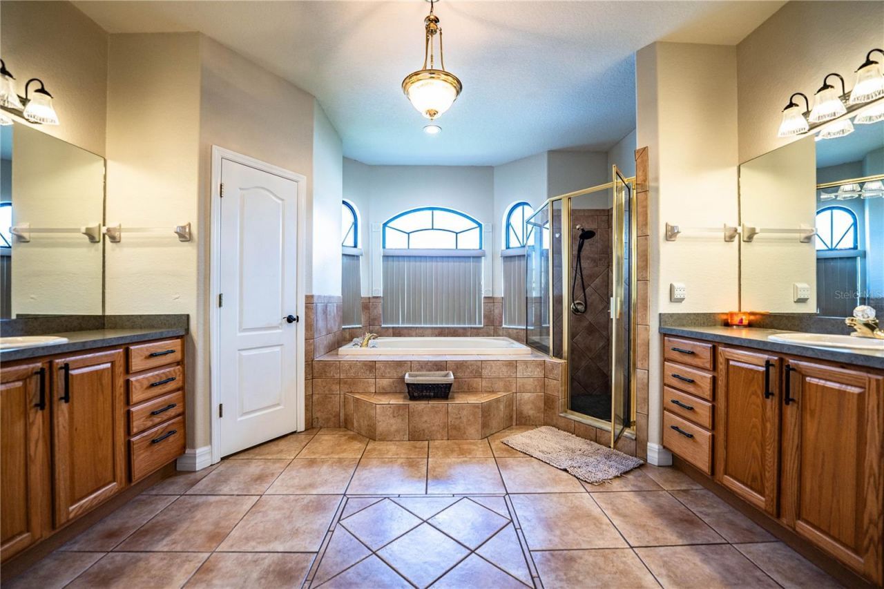 2205 Chesterfield Circle, Lakeland, FL 33813 Photo