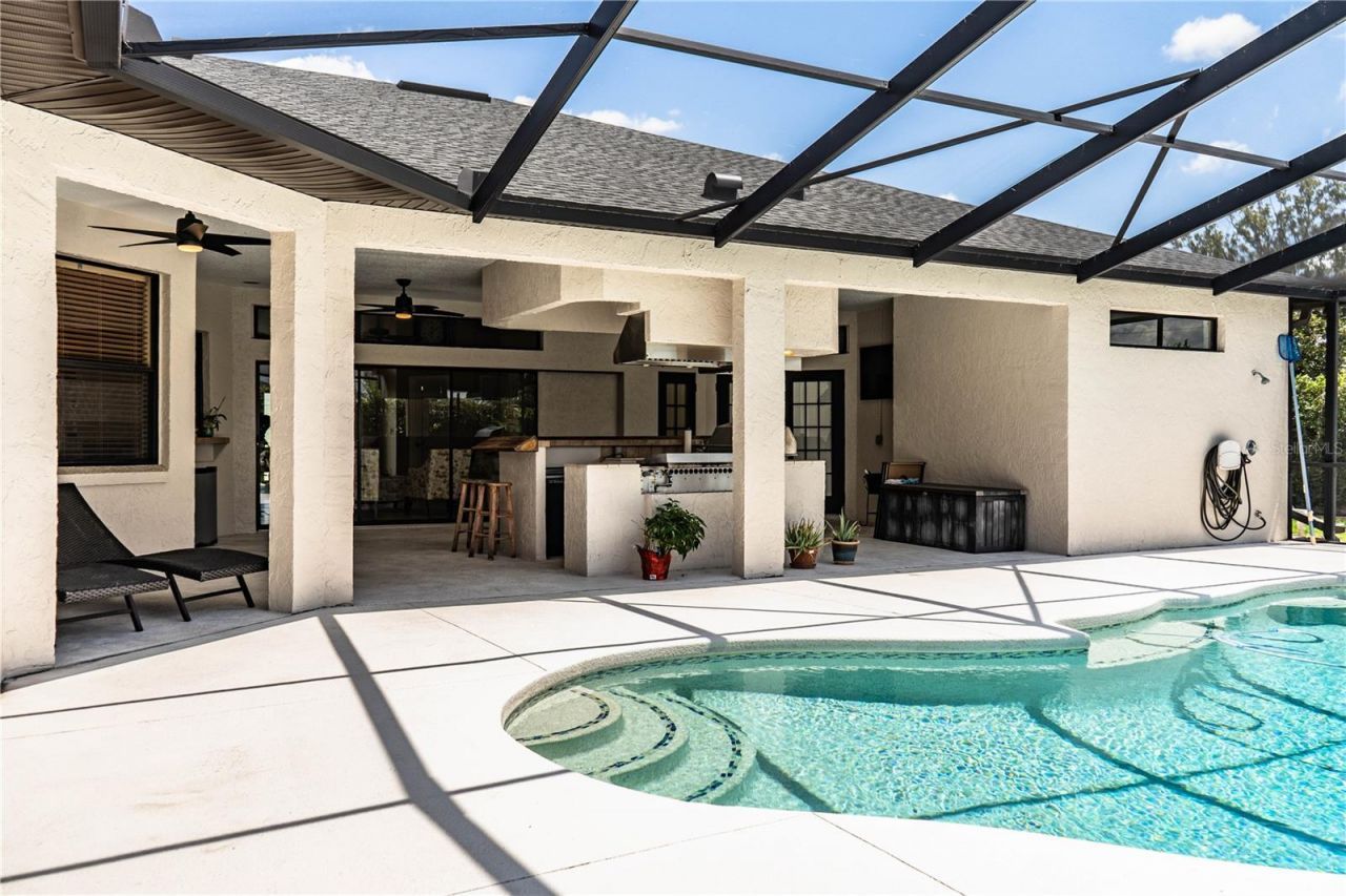 2205 Chesterfield Circle, Lakeland, FL 33813 Photo