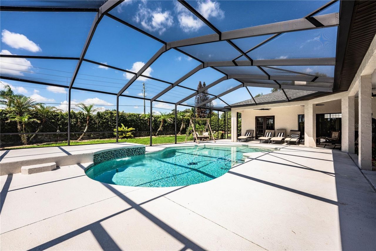 2205 Chesterfield Circle, Lakeland, FL 33813 Photo