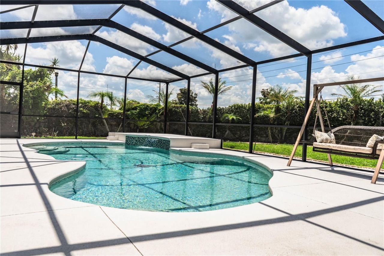 2205 Chesterfield Circle, Lakeland, FL 33813 Photo