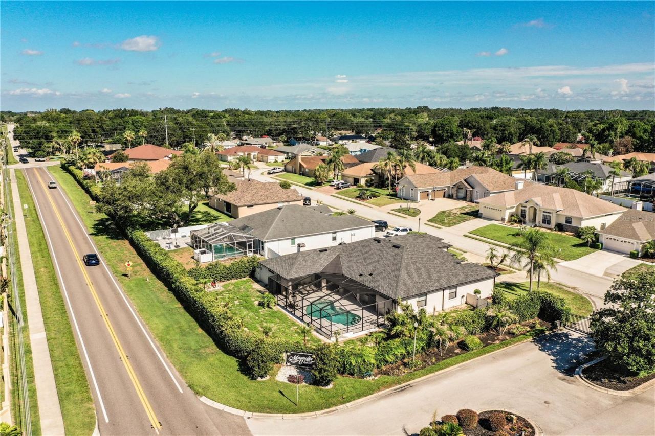 2205 Chesterfield Circle, Lakeland, FL 33813 Photo