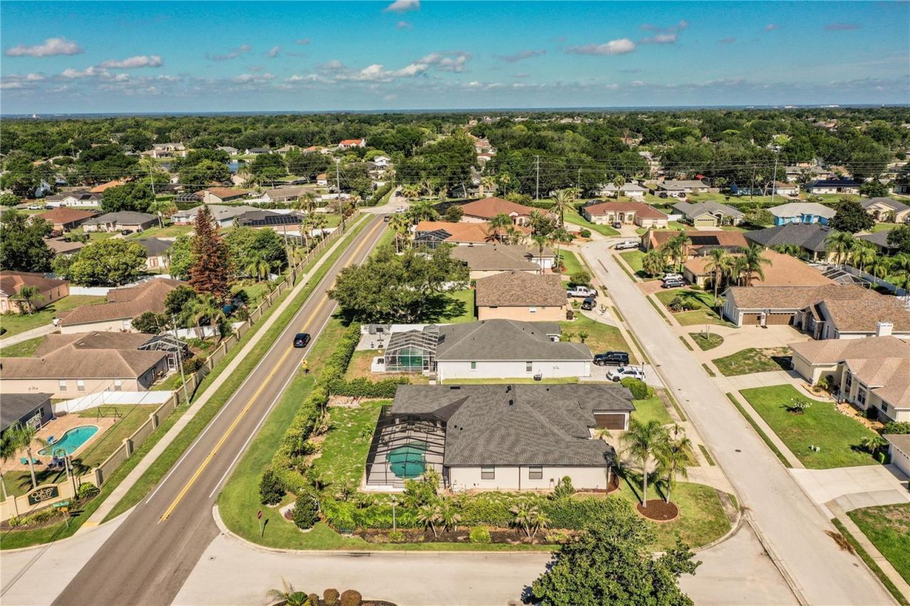 2205 Chesterfield Circle, Lakeland, FL 33813 Photo