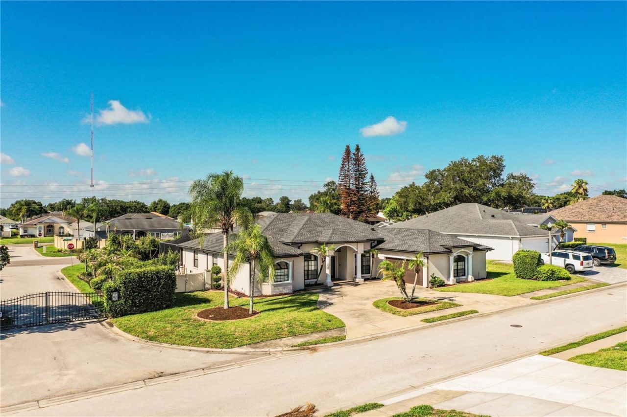 2205 Chesterfield Circle, Lakeland, FL 33813 Photo