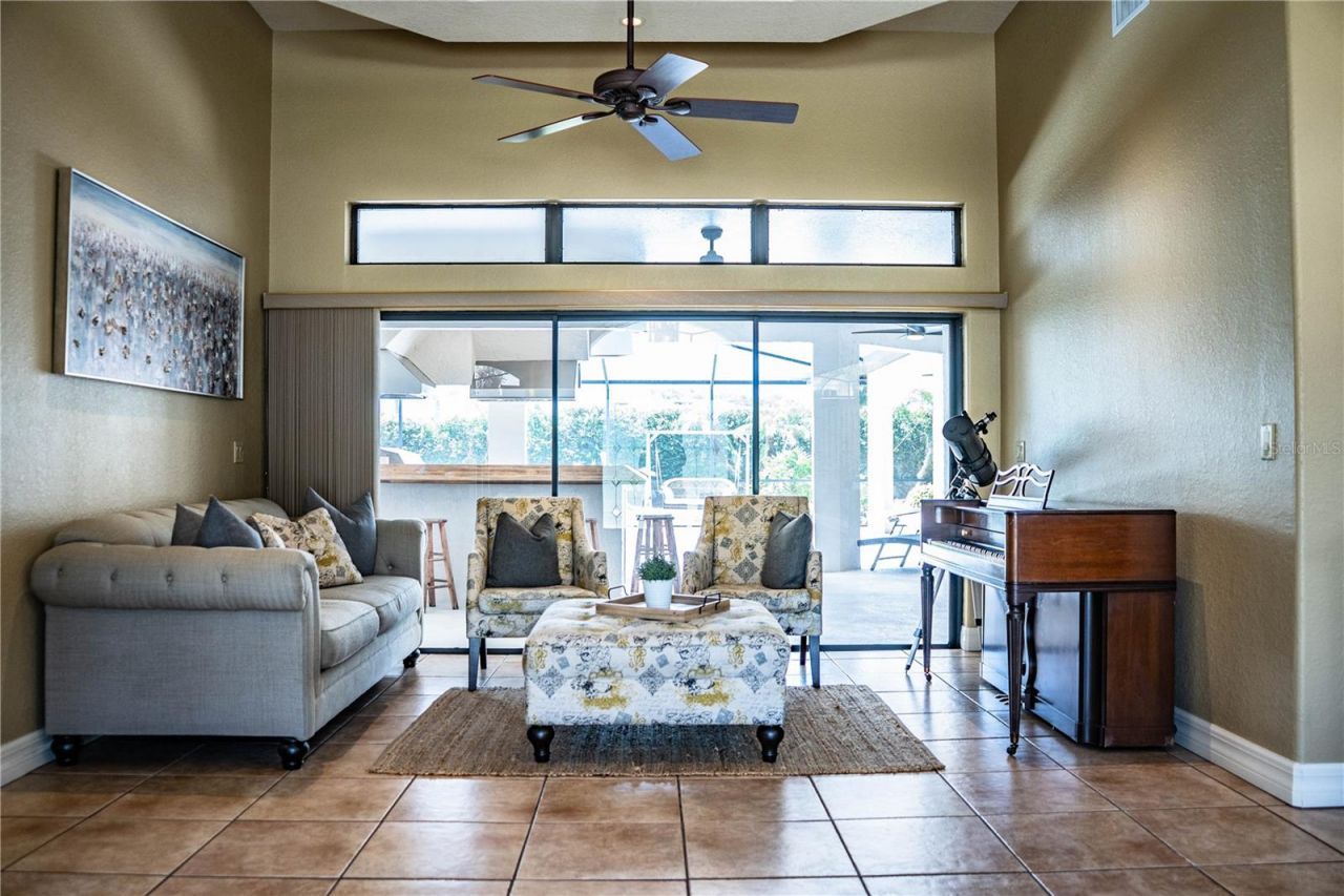 2205 Chesterfield Circle, Lakeland, FL 33813 Photo