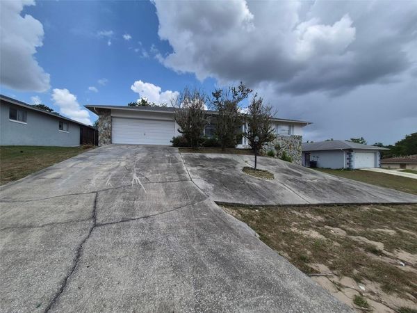 229 W CASURINA PLACE , BEVERLY HILLS, FL 34465