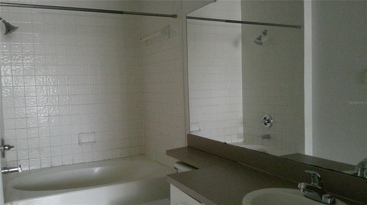 5518 Metrowest Boulevard, Unit 207, Orlando, FL 32811 Photo