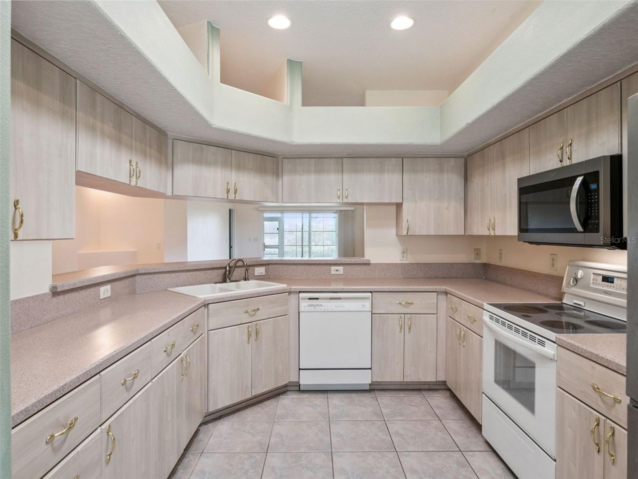 4519 Inverness Drive , Leesburg, FL 34748 Photo