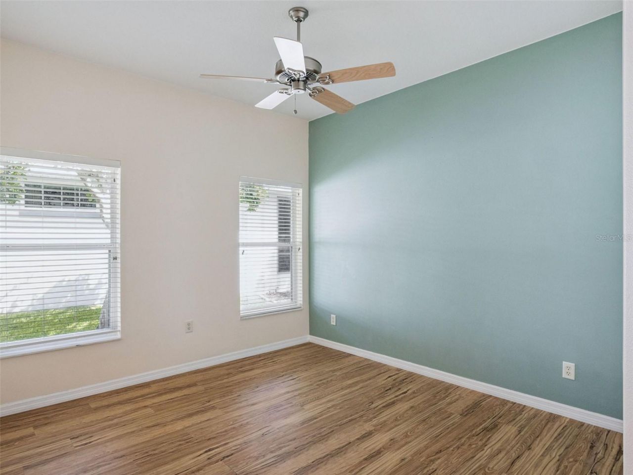 4519 Inverness Drive , Leesburg, FL 34748 Photo