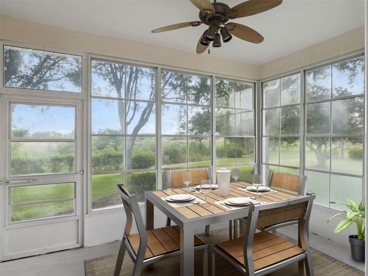 4519 Inverness Drive , Leesburg, FL 34748 Photo