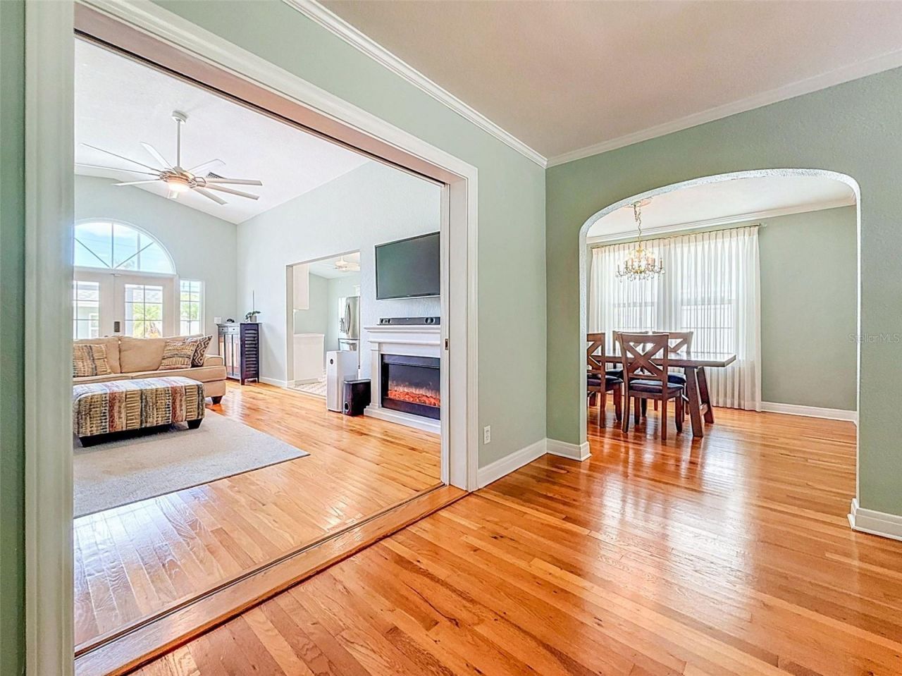 182 29th Avenue N, Saint Petersburg, FL 33704 Photo