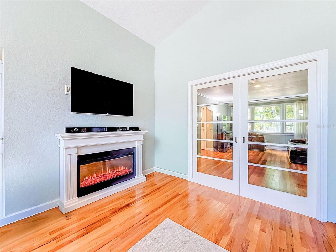 182 29th Avenue N, Saint Petersburg, FL 33704 Photo