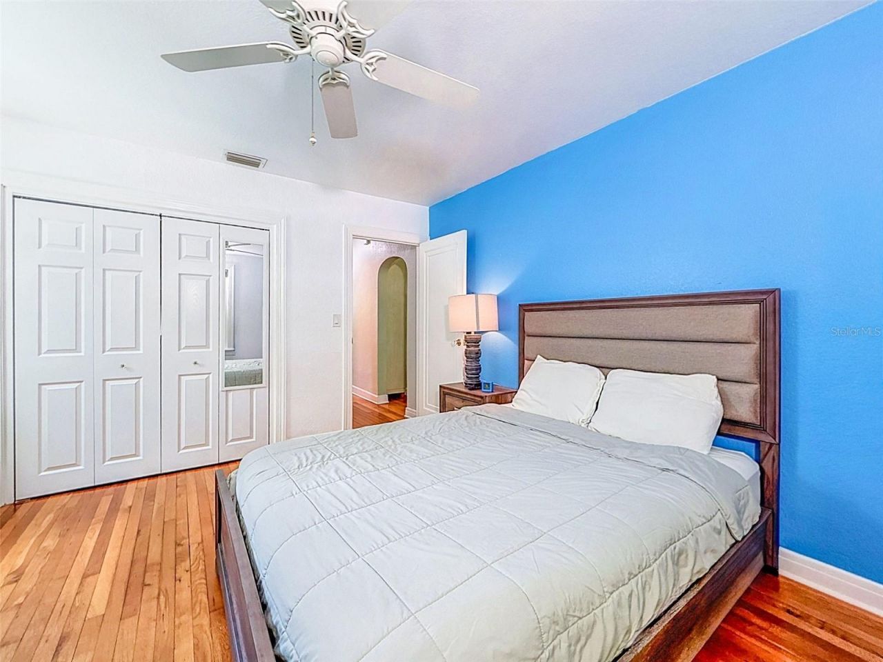 182 29th Avenue N, Saint Petersburg, FL 33704 Photo