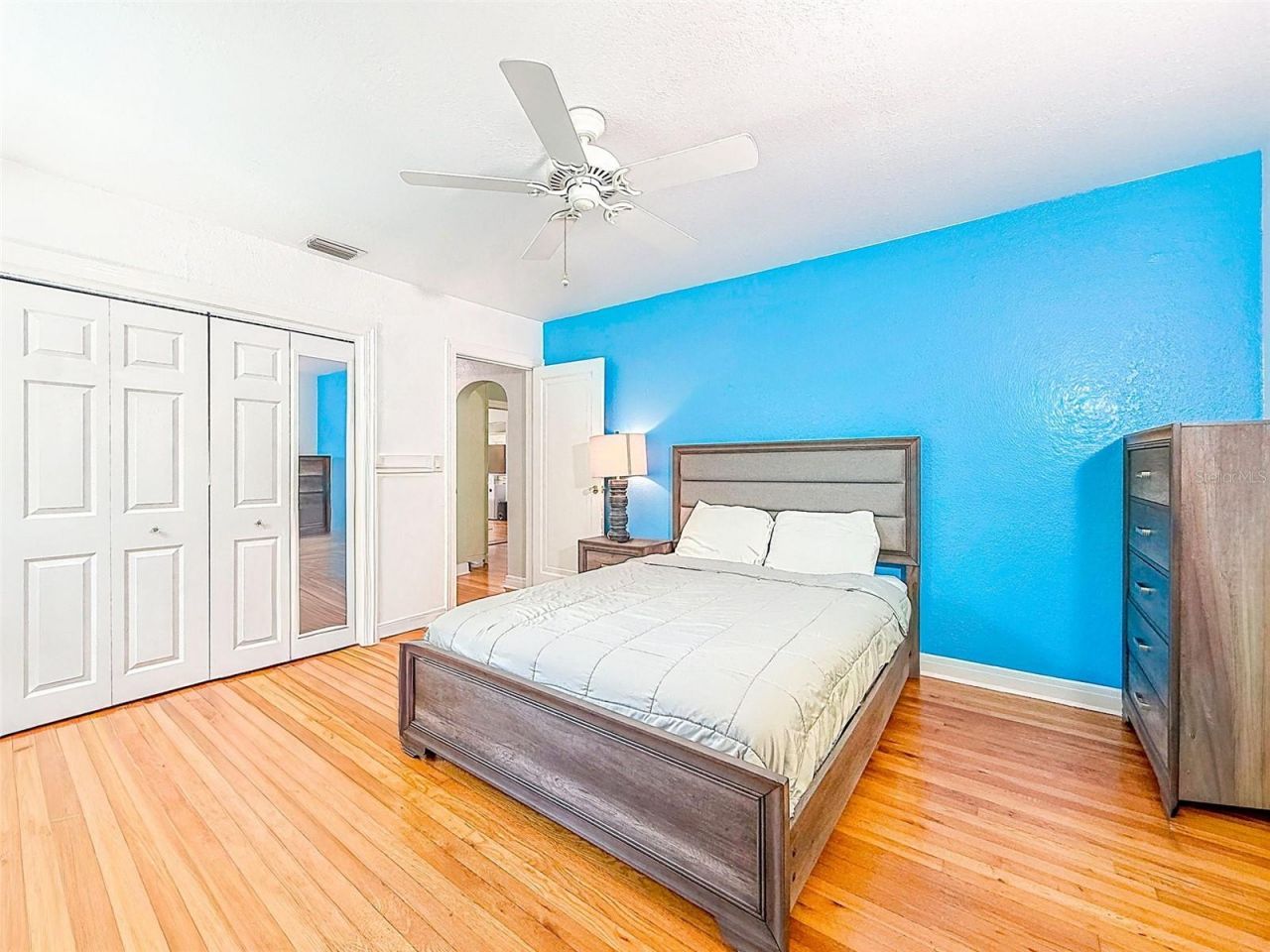 182 29th Avenue N, Saint Petersburg, FL 33704 Photo
