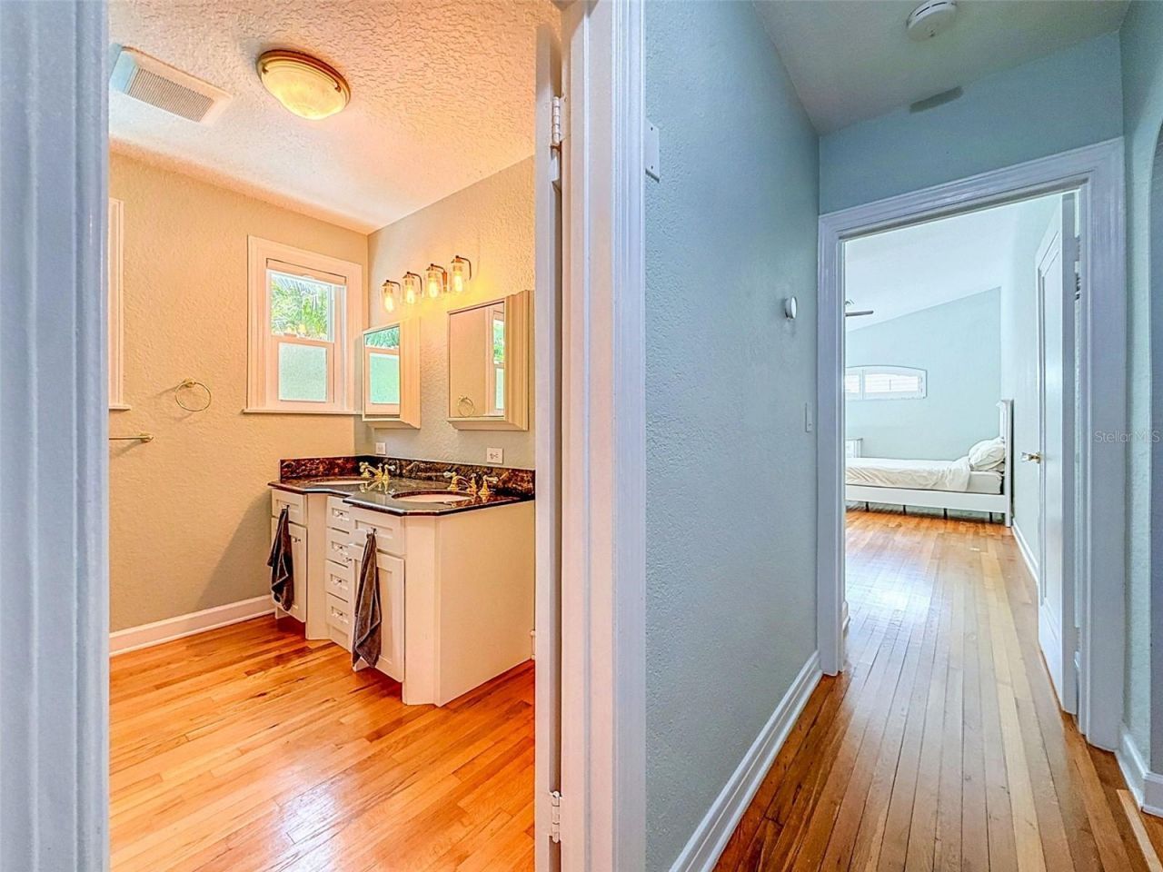 182 29th Avenue N, Saint Petersburg, FL 33704 Photo