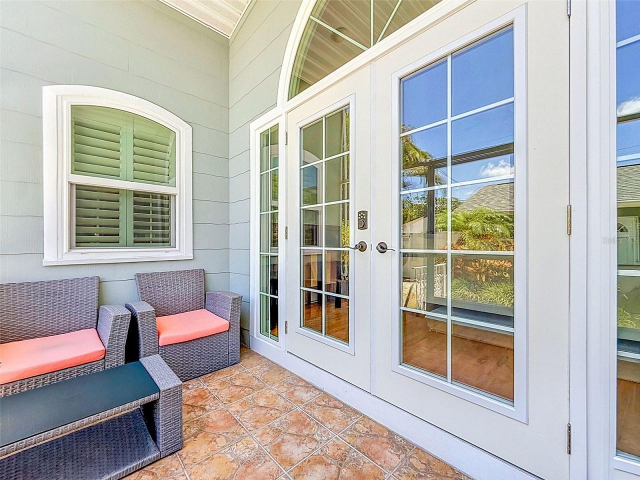 182 29th Avenue N, Saint Petersburg, FL 33704 Photo