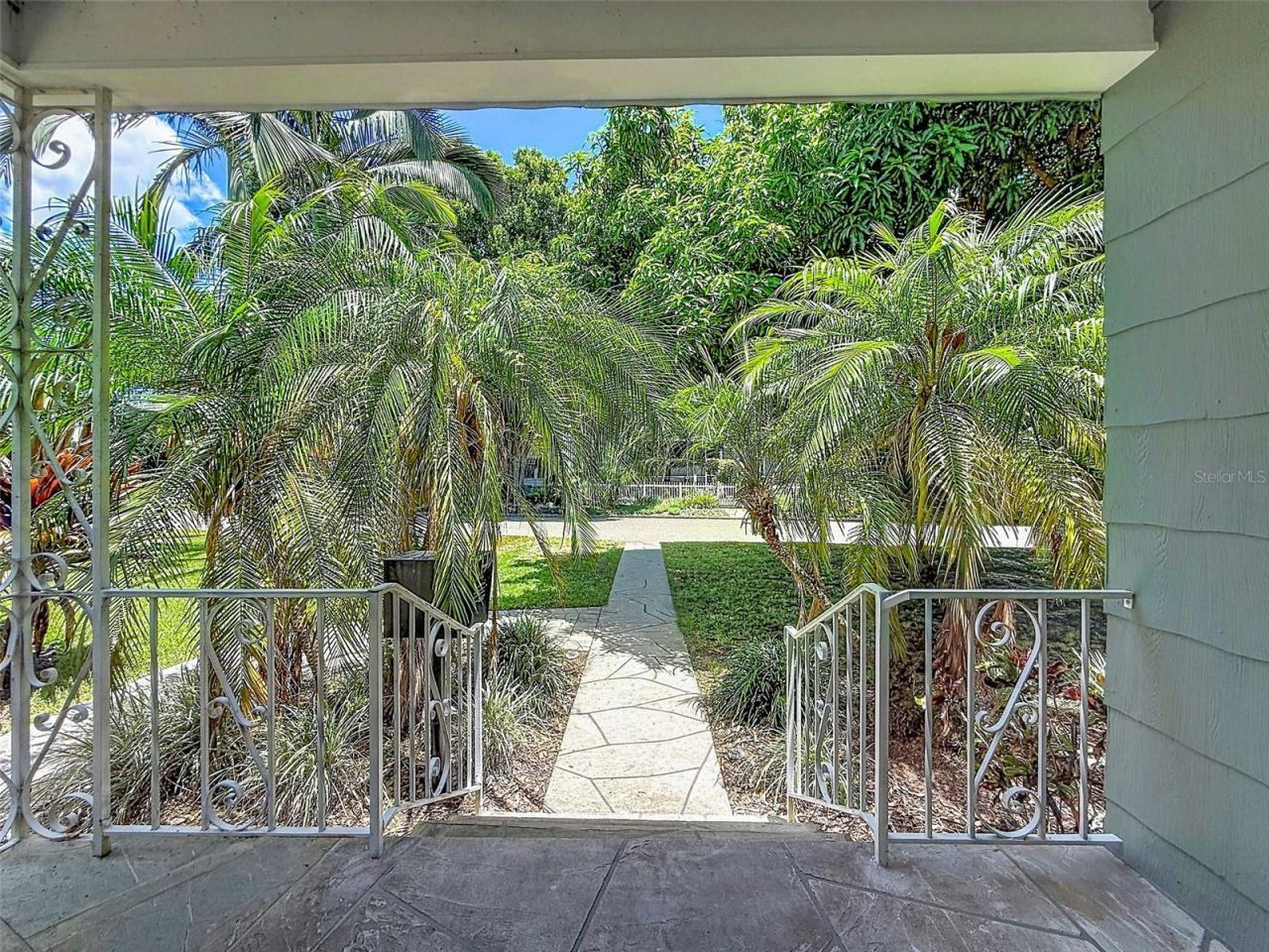 182 29th Avenue N, Saint Petersburg, FL 33704 Photo